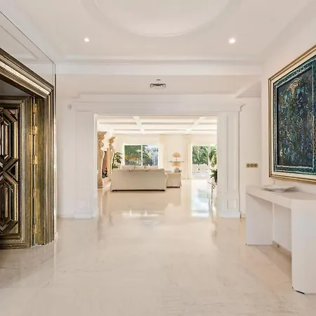 Villa 6 Bedrooms Luxury Camilla Marbella